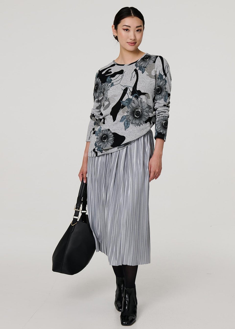Izabel London Grey Floral Relaxed Long Sleeve Top