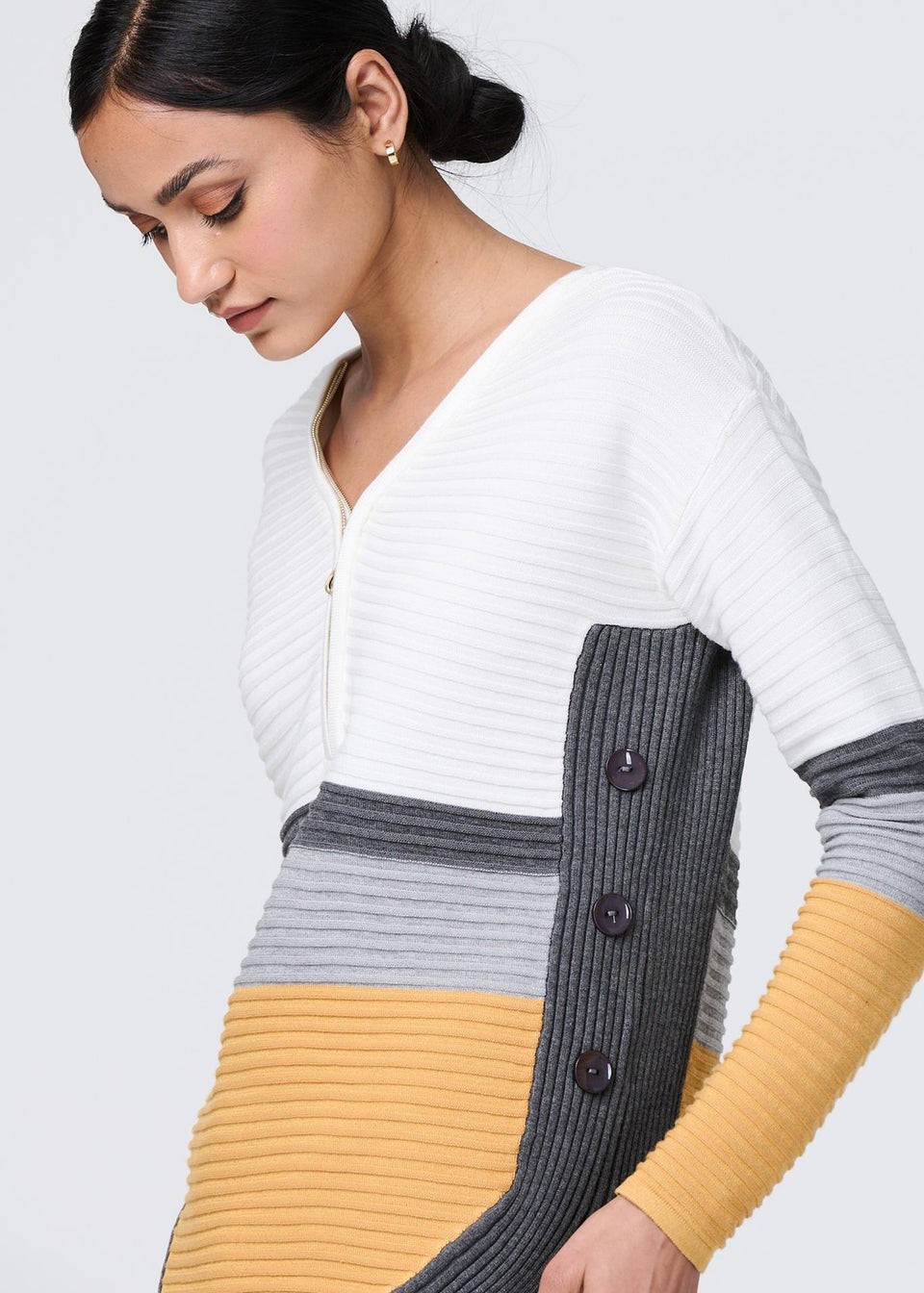 Izabel London Yellow Colour Block Zip Detail V-Neck Jumper
