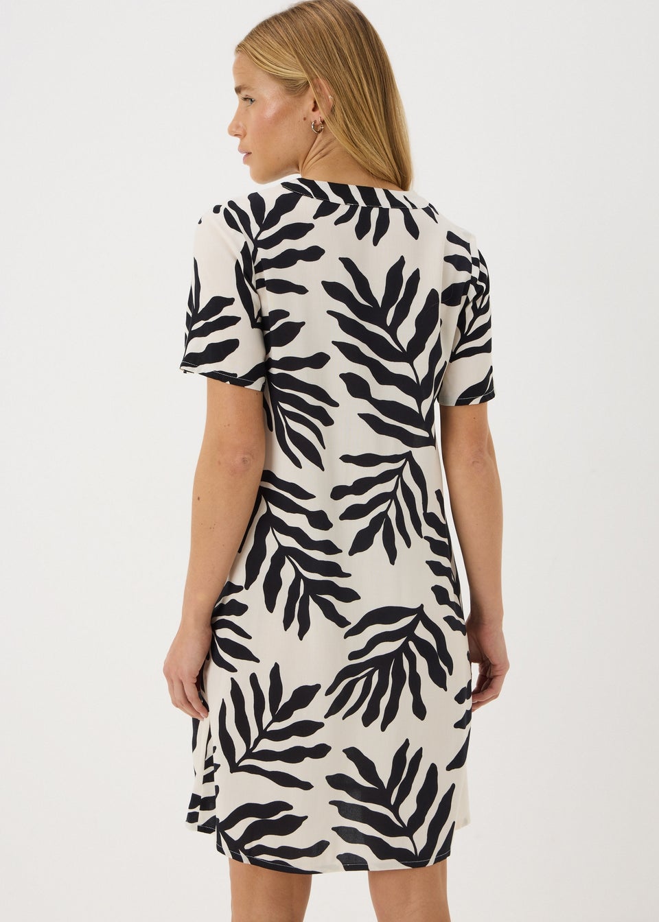 Black Leaf Popover Tunic