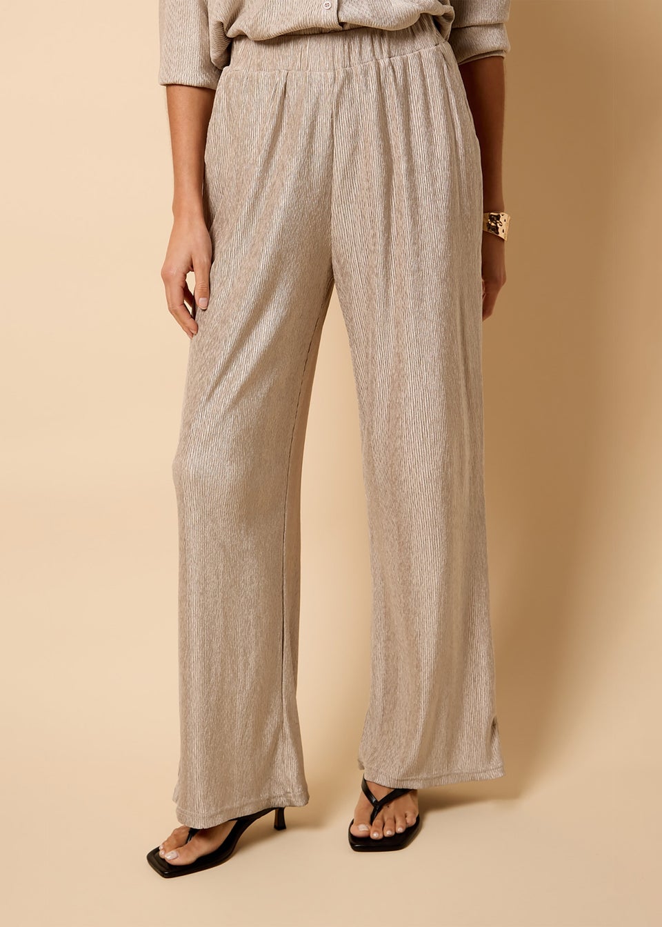 Little Mistress Oyster Co Ord Plisse Trousers by Vicky Pattison