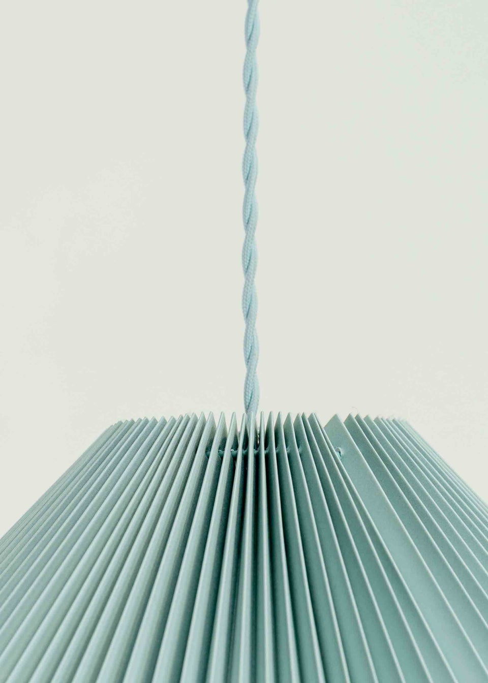 ValueLights Akira  Blue Pendant Light with Blue Tapered Shade (113cm x 53cm x 53cm)