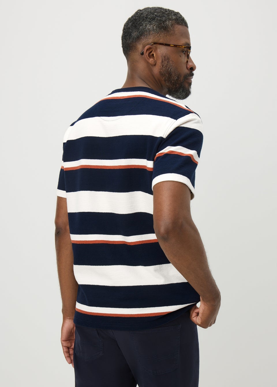 Lincoln Navy Stripe Design T-Shirt