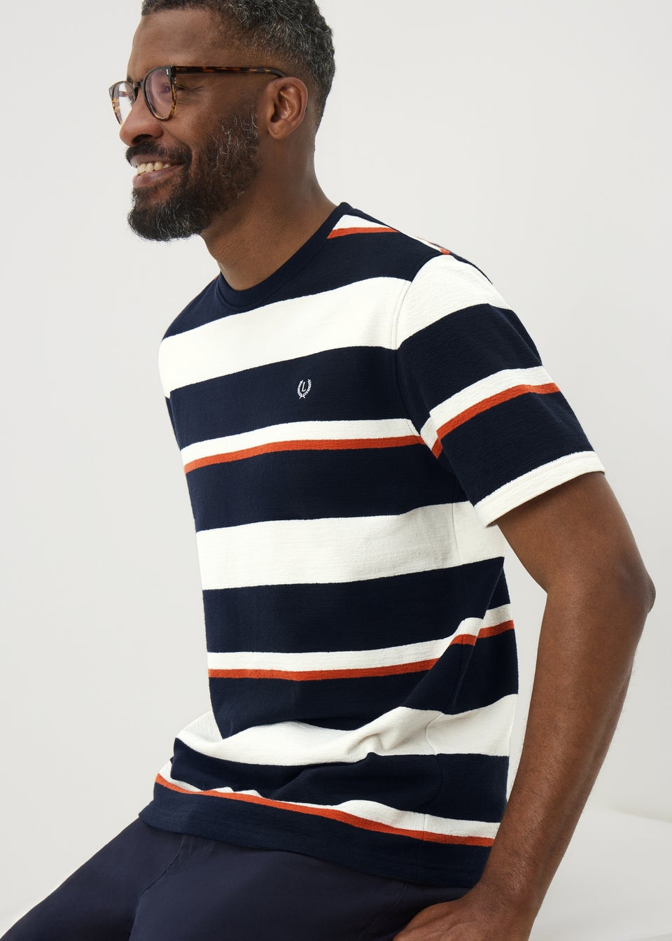 Lincoln Navy Stripe Design T-Shirt