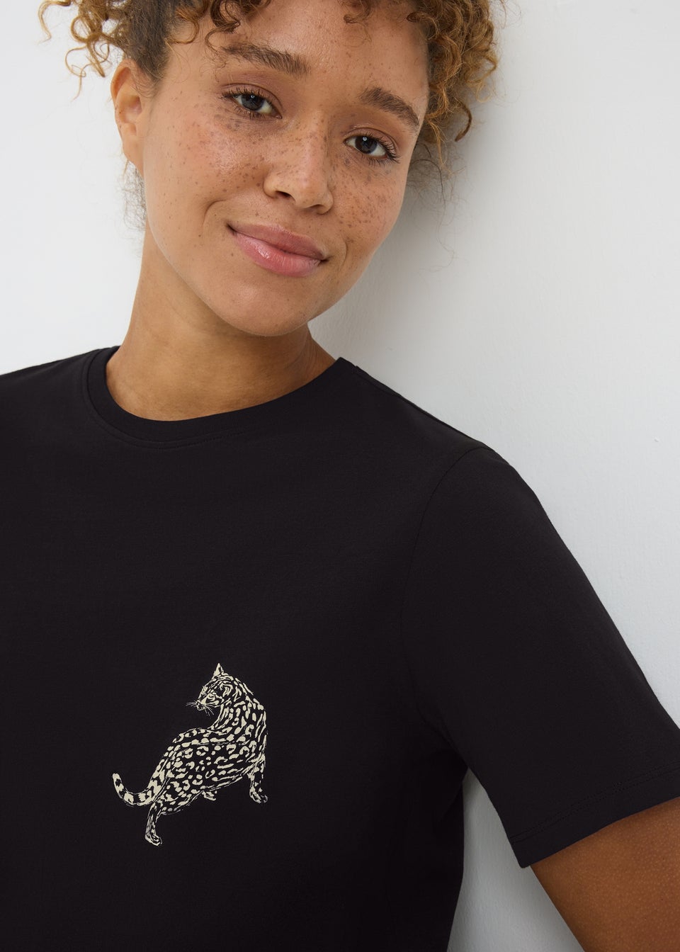 Black Animal Print Shorts & T-Shirt Pyjama Set