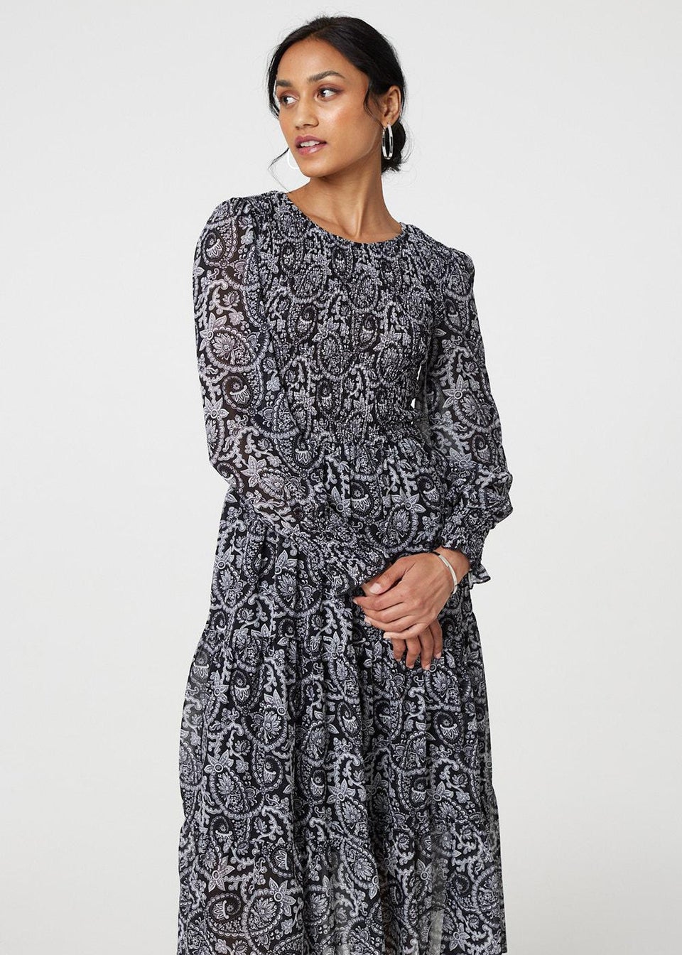 Izabel London Black Paisley Long Puff Sleeve Midi Smock Dress