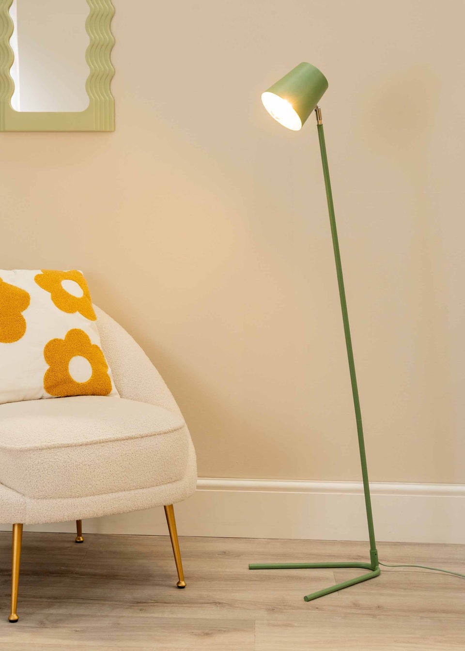 ValueLights Lark Green Floor Lamp with Medium Green Tapered Shade
