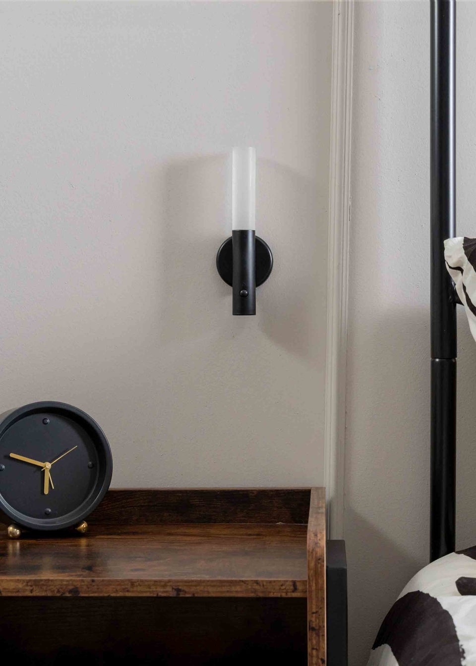 ValueLights Oakley Matte Black Wall Light Integrated LED (18cm x 6cm x 2.5cm)