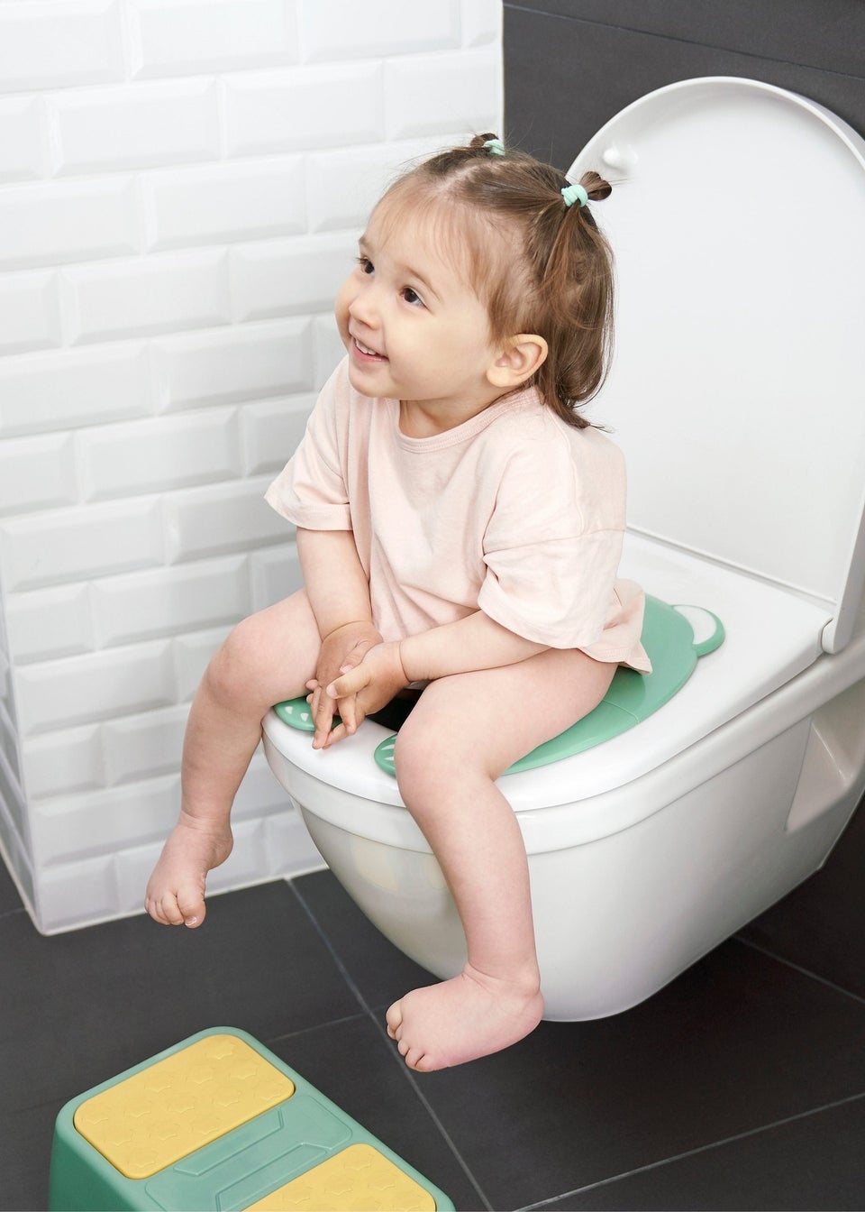 Badabulle Green Foldable Travel Toilet Reducer