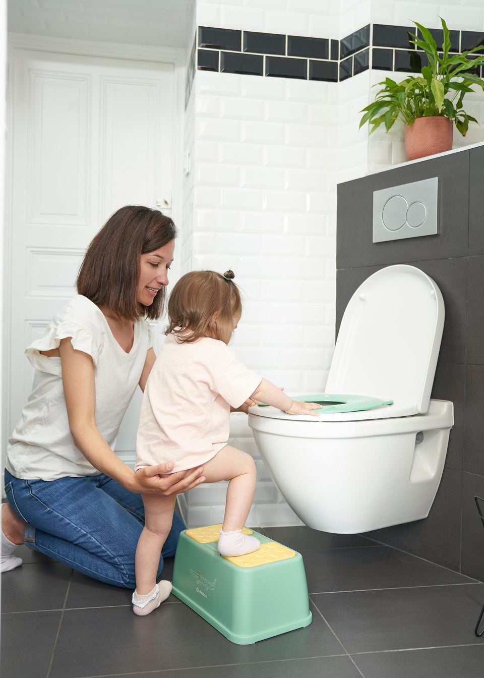Badabulle Green Foldable Travel Toilet Reducer