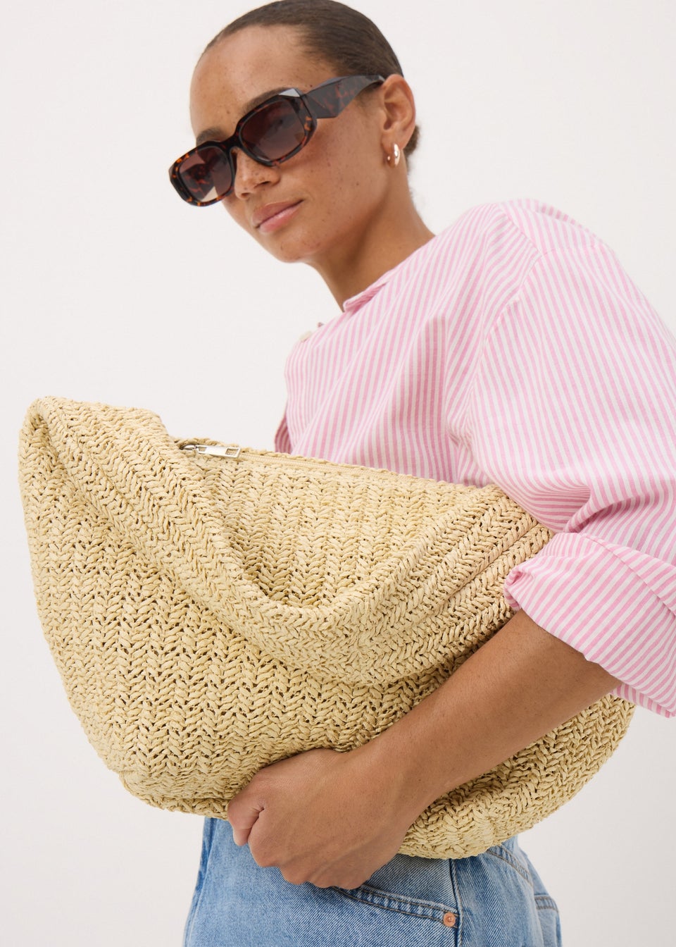 Natural Straw Shoulder Bag
