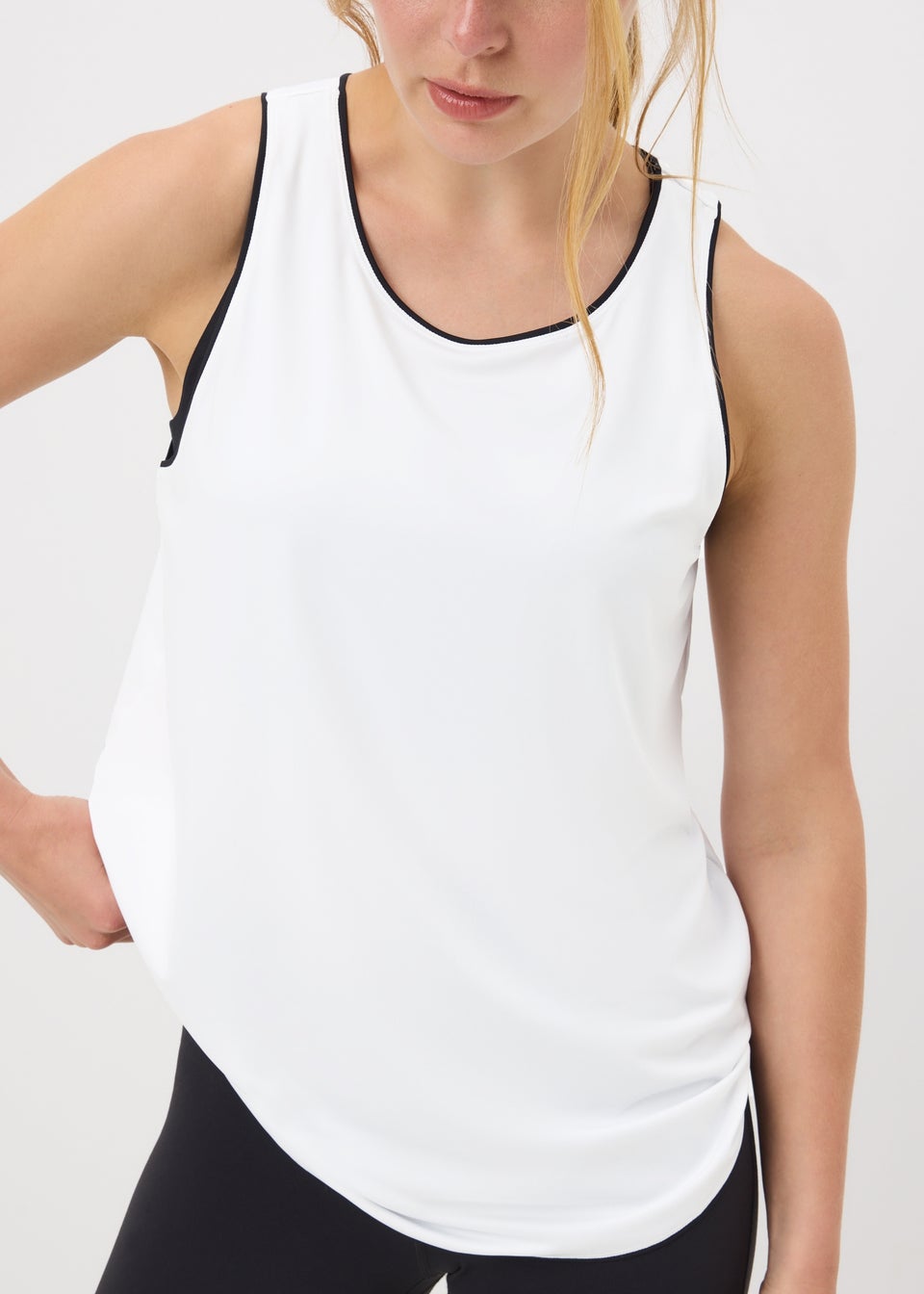 Souluxe White Piped Vest