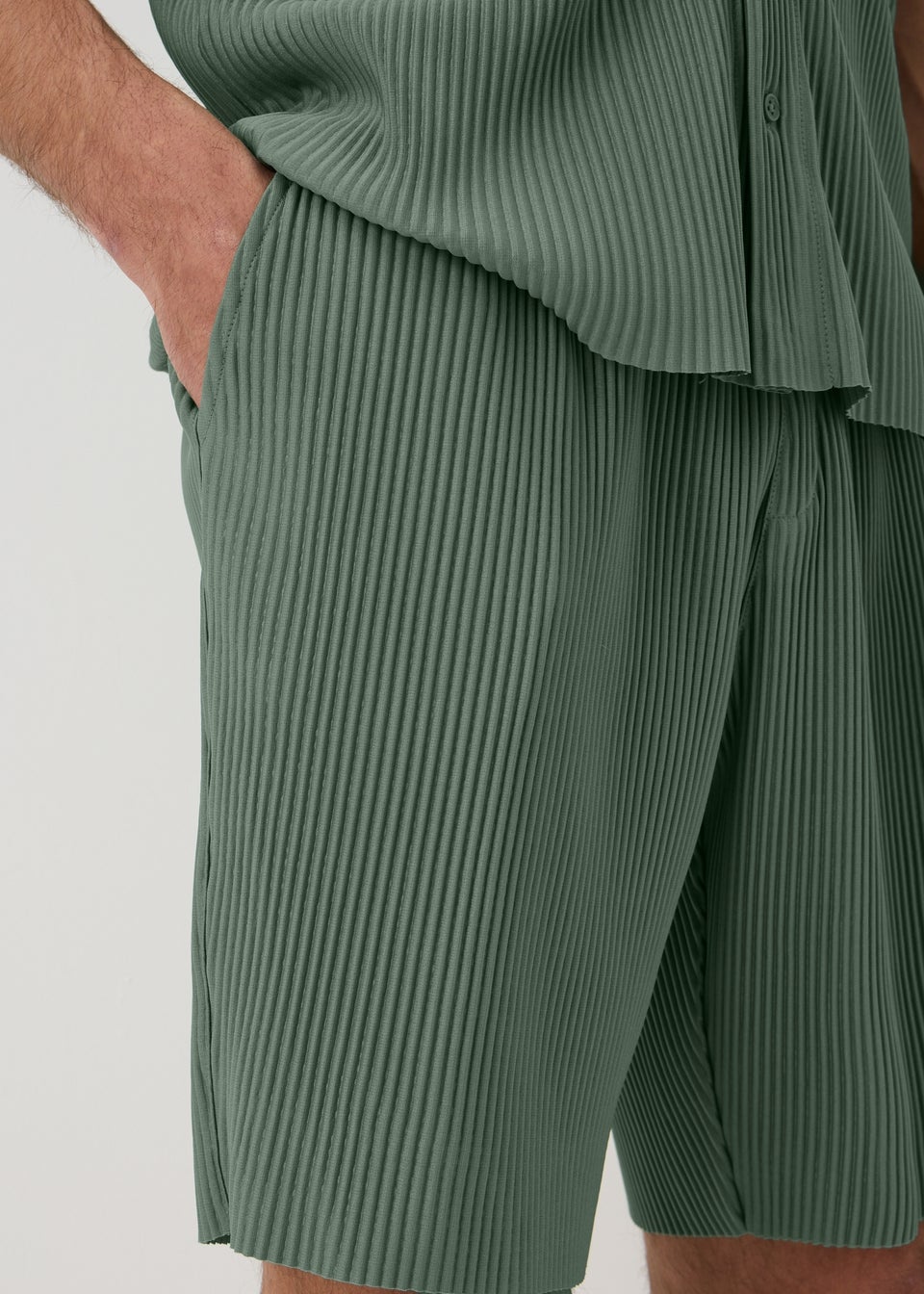 Green Smart Plisse Co Ord Shorts