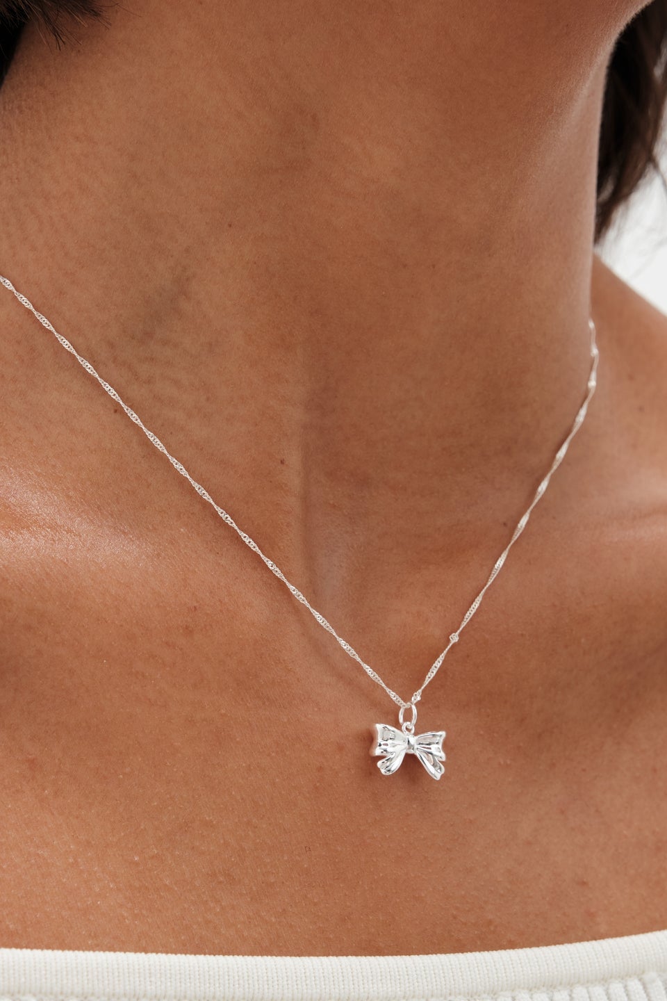 Simply Silver Sterling Silver 925 Polished Bow Pendant Necklace