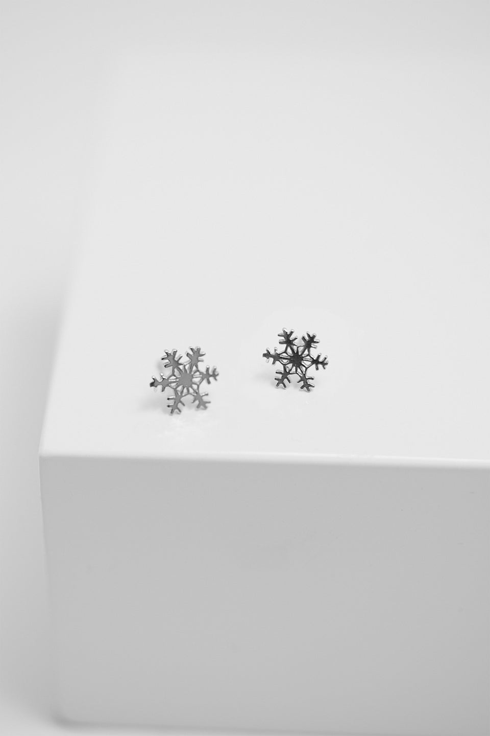 Simply Silver Sterling Silver 925 Polished Snowflake Earrings