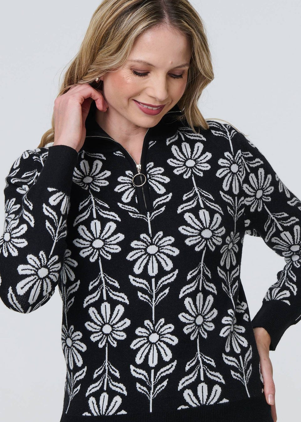 Izabel London Black Floral Zip Neck Long Sleeve Pullover