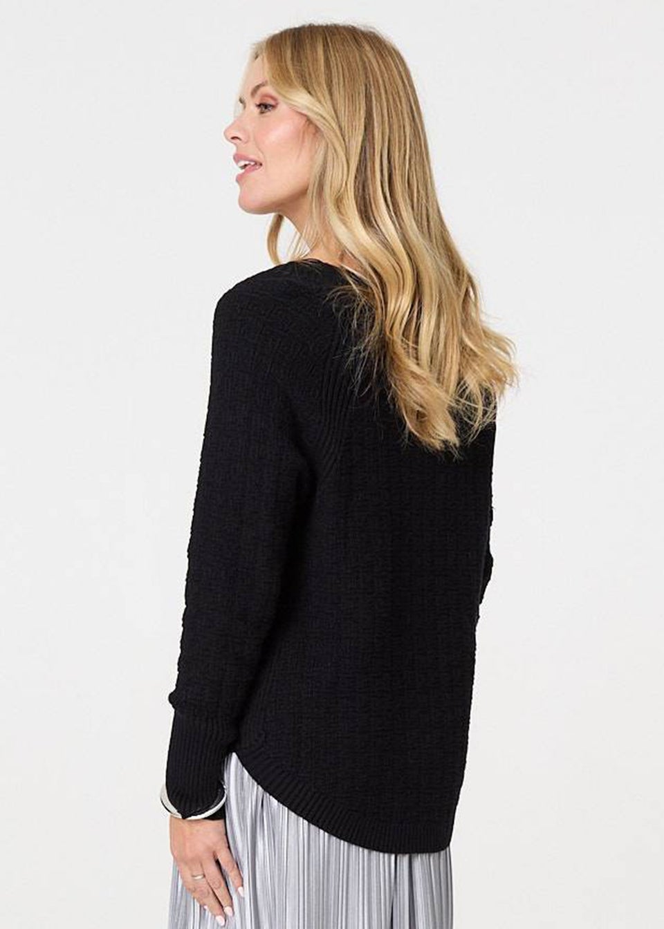 Izabel London Black Textured V-Neck Relaxed Curve Hem Jumper