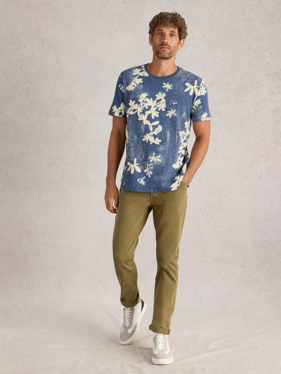 T-Shirt mit floralem Print