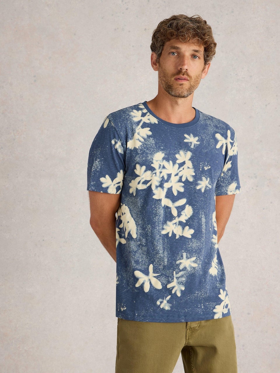 T-Shirt mit floralem Print