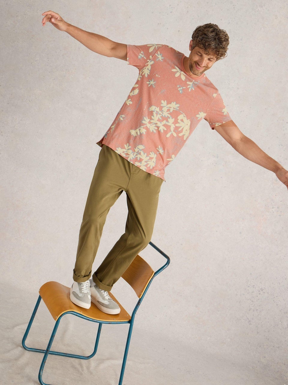 T-Shirt mit floralem Print