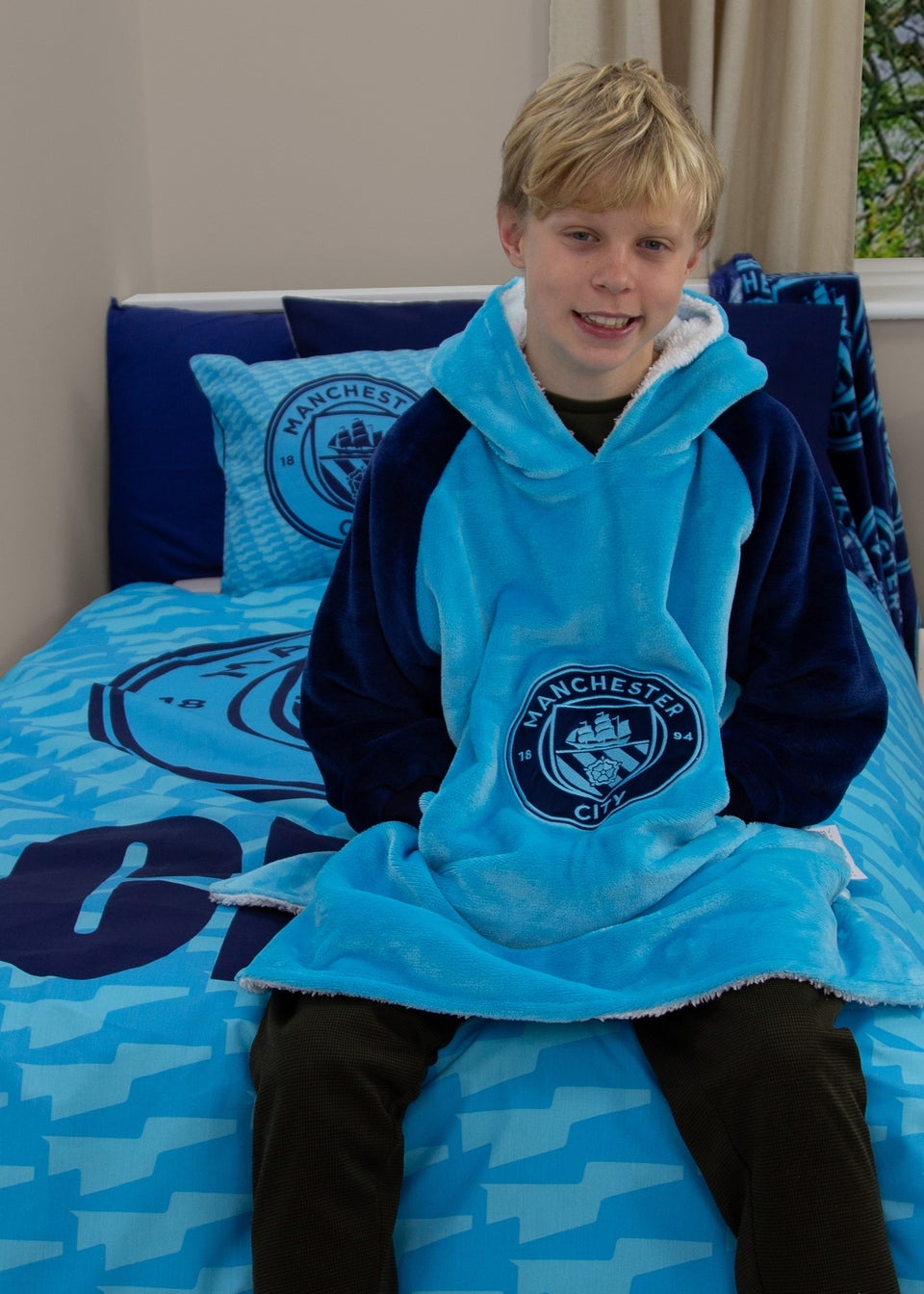 Manchester City Wearable Hooded Fleece