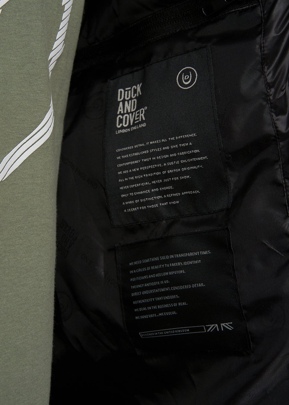 Duck & Cover Black Rierson Gilet