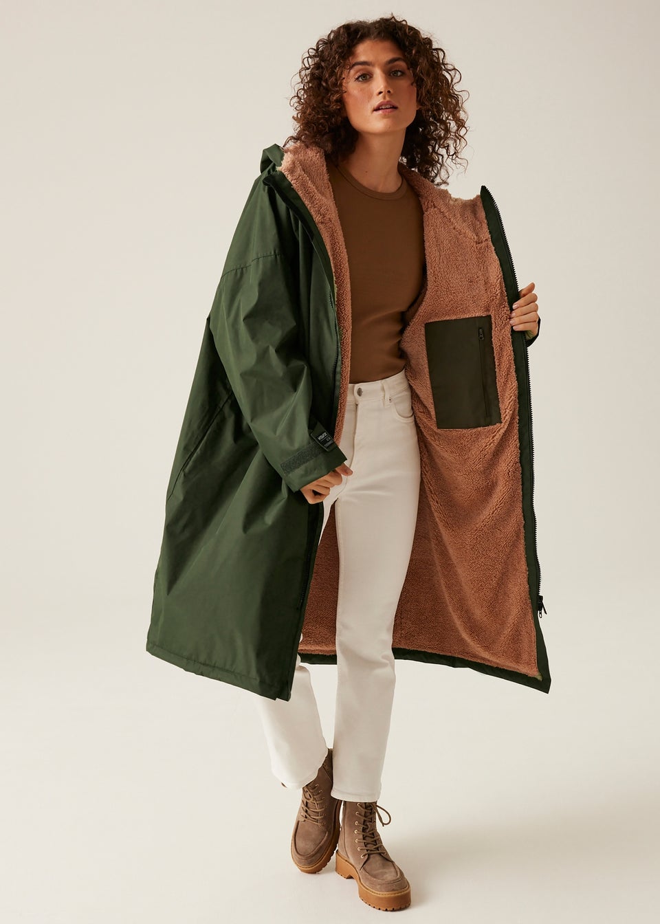 Regatta Dark Khaki Adult Changing Waterproof Hydrofort Robe