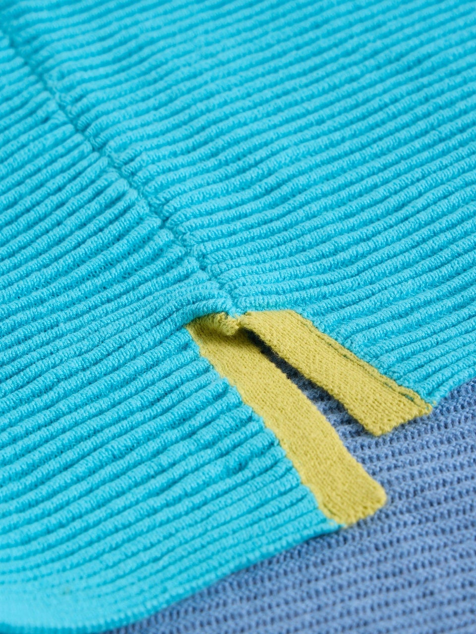 Pullover Jana mit abstraktem Design