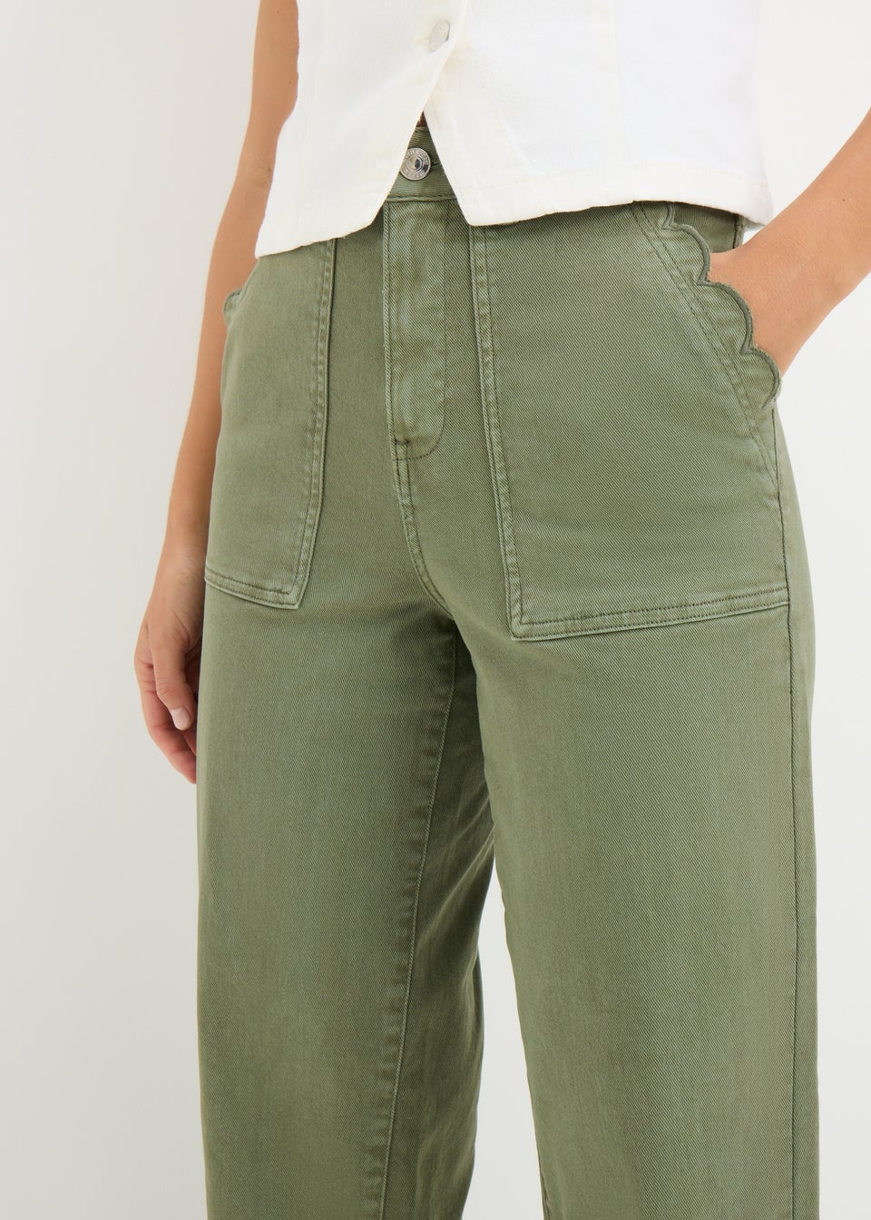Green Scallop Edge Crop Jeans