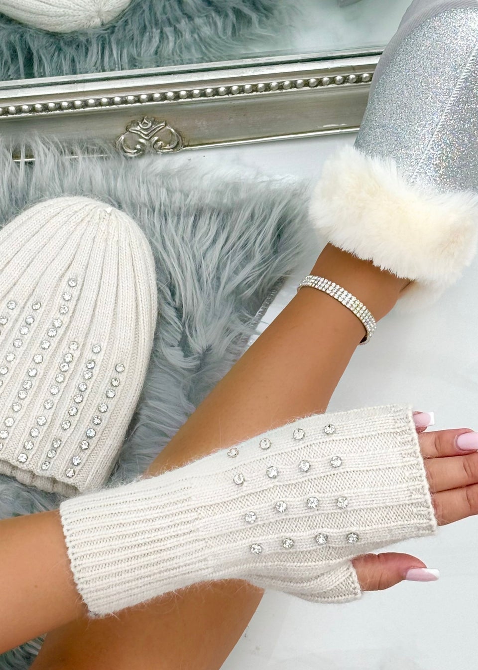 Love Lemonade Beige Crystal Luxe Fingerless Gloves