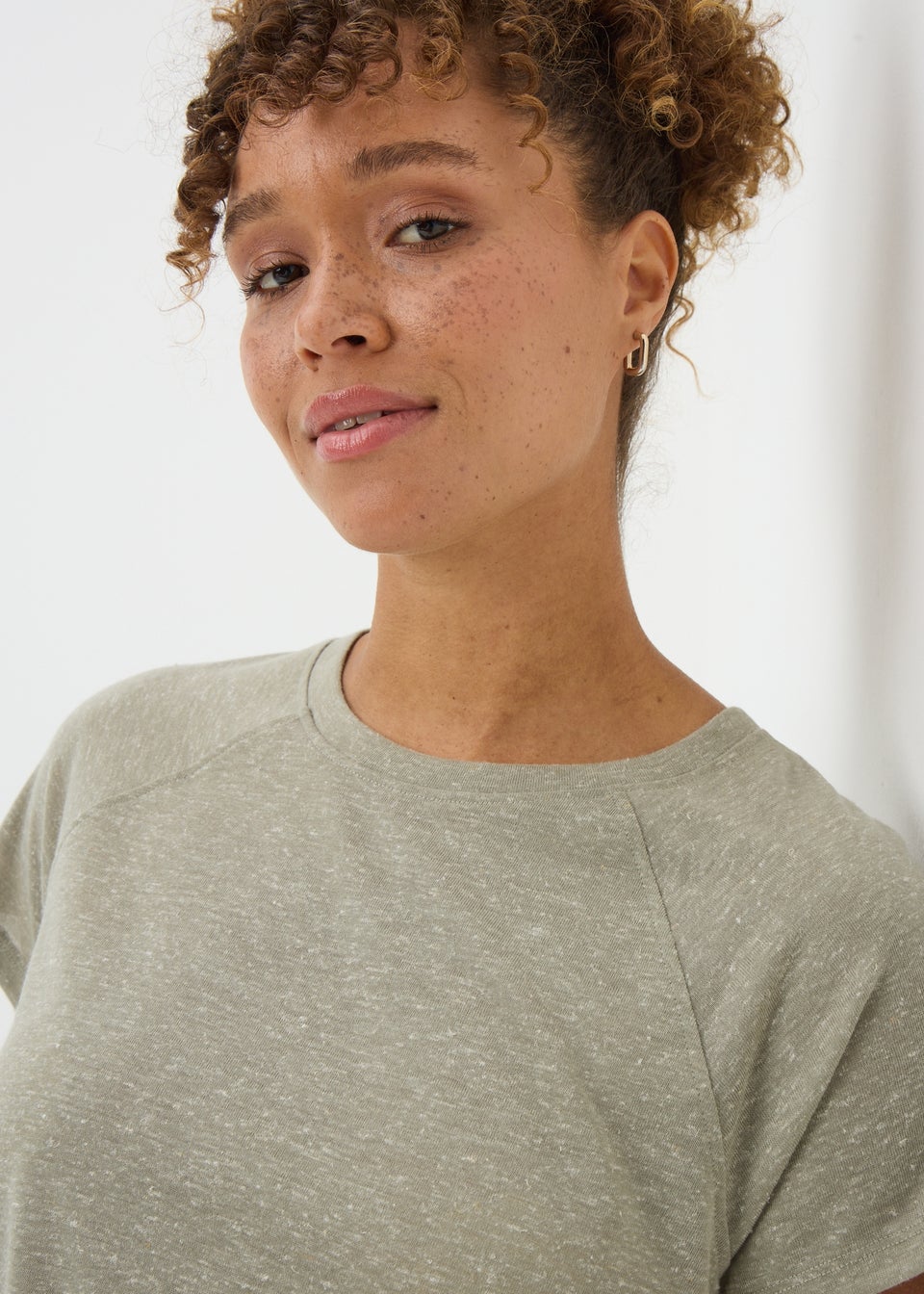 Sage Linen Blend Regular Fit T-Shirt