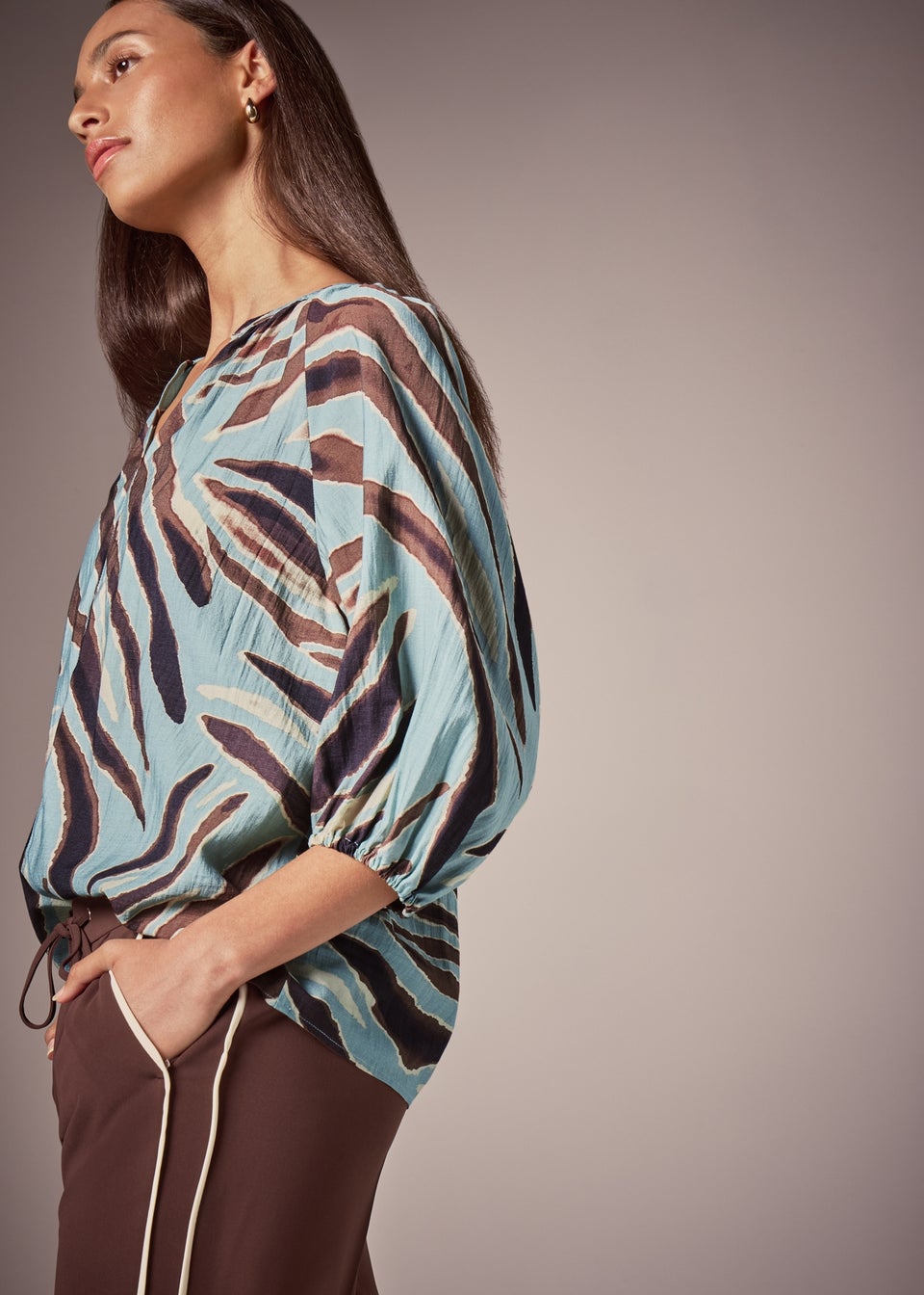 Et Vous Sage Zebra Popover Blouse