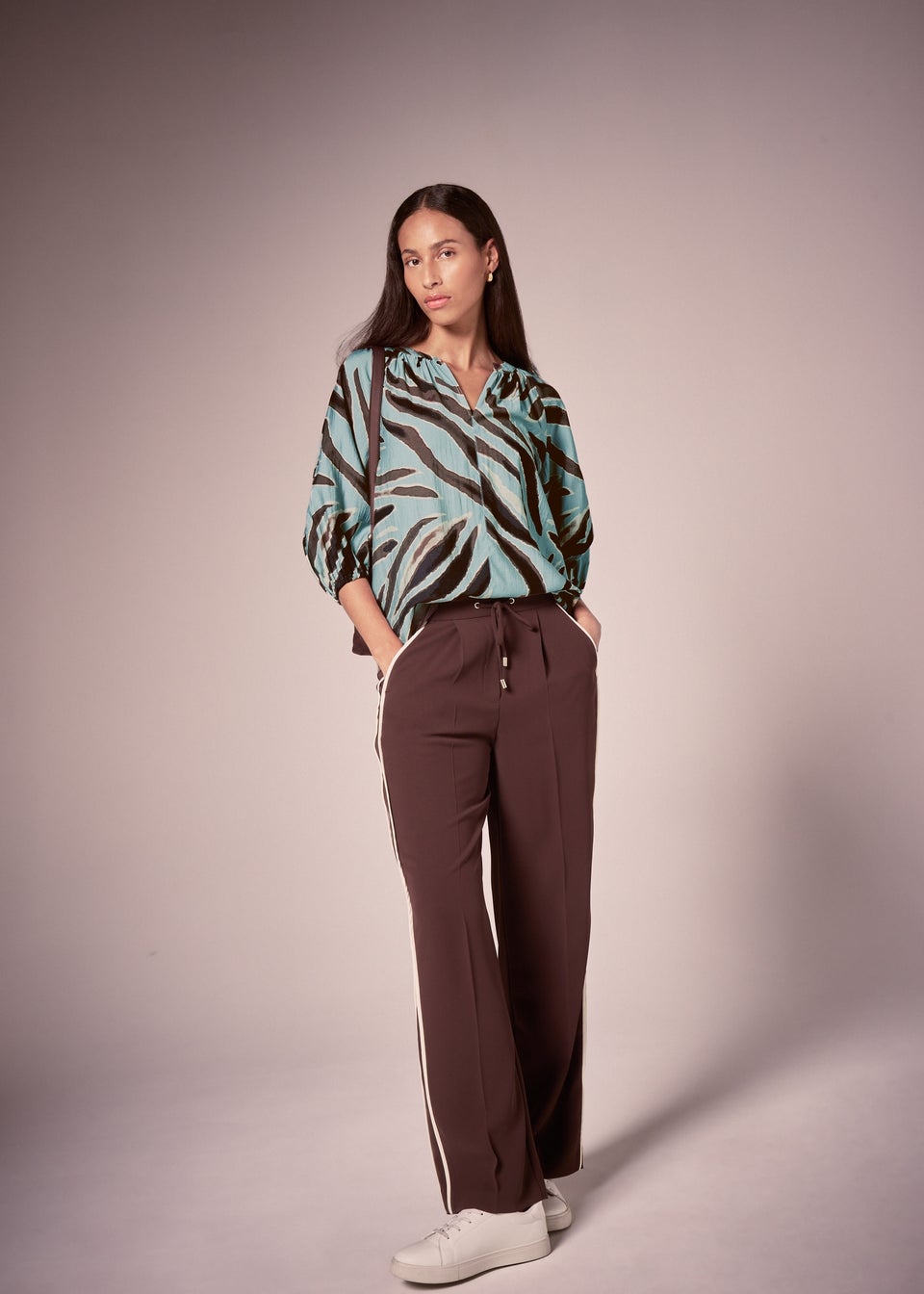 Et Vous Sage Zebra Popover Blouse