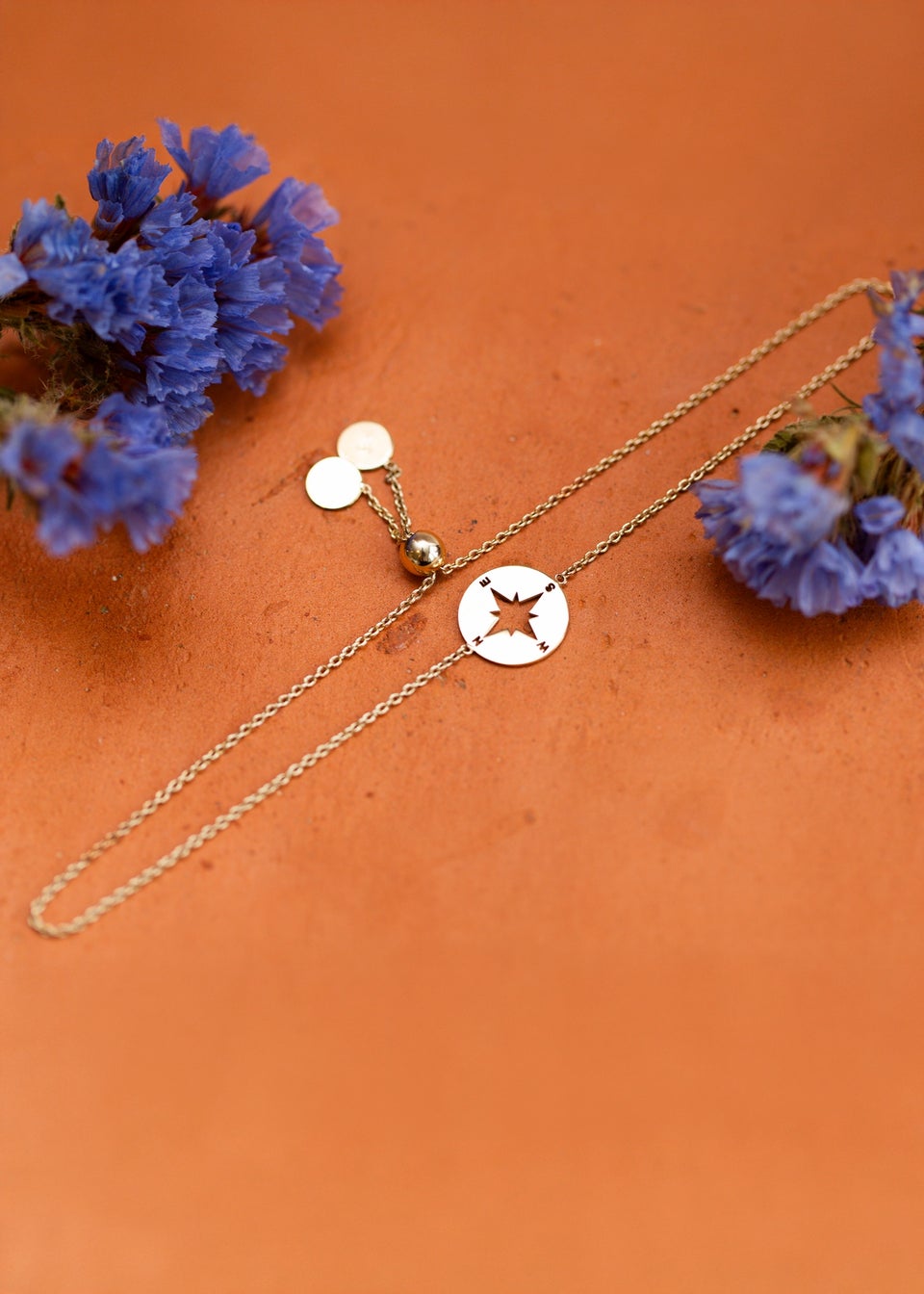 Golden Moments 9ct Yellow Gold 10mm 'Compass' Adjustable Slider Bracelet
