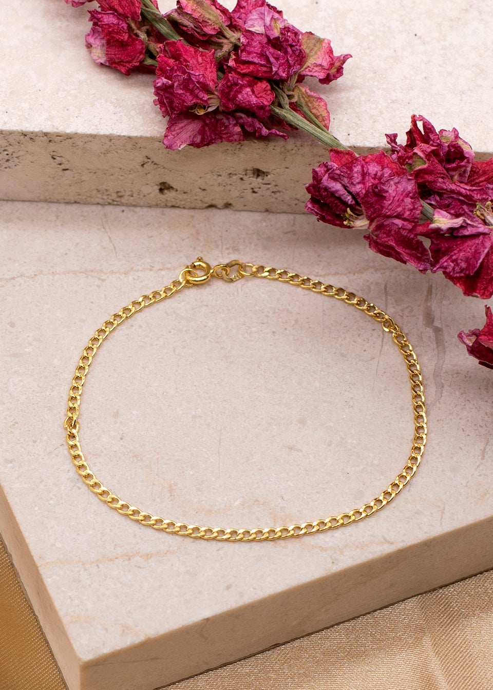 Golden Moments 9ct Yellow Gold 2mm Curb Chain Bracelet
