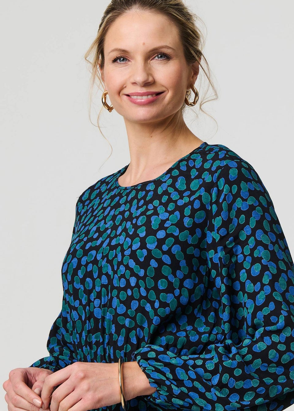 Izabel London Green Printed Flare Sleeve Ruffled Midi Dress