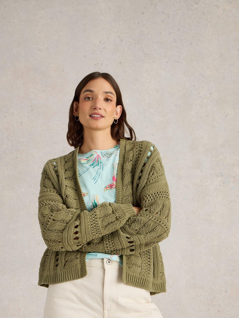 Casey Strickjacke mit Häkelmuster