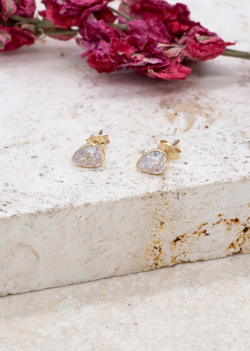 Golden Moments 9ct Yellow Gold CZ Teardrop Stud Earrings