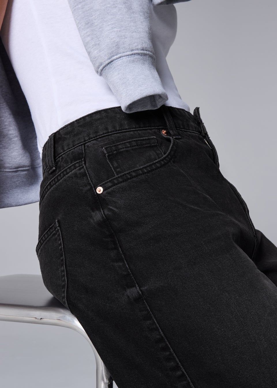 Black Barrell Leg Jeans