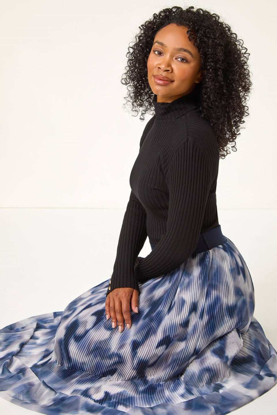 Roman Grey Petite Abstract Crystal Pleated Skirt