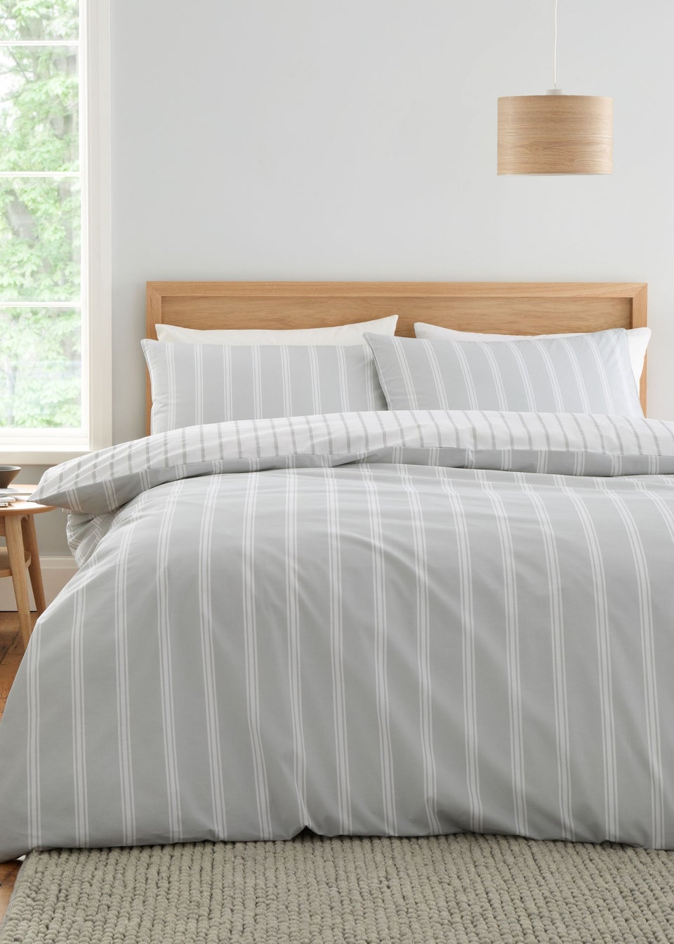 Bianca Fine Linens Ashford Stripe 200 Thread Count Cotton Percale Reversible King Duvet Cover Set Silver Grey