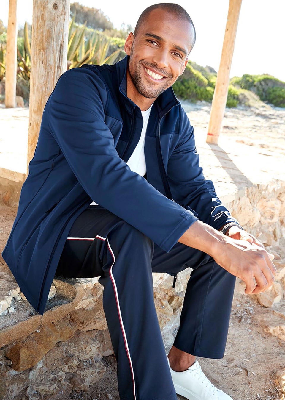 Cotton Traders Dark Blue Showerproof Fleece-Lined Jacket