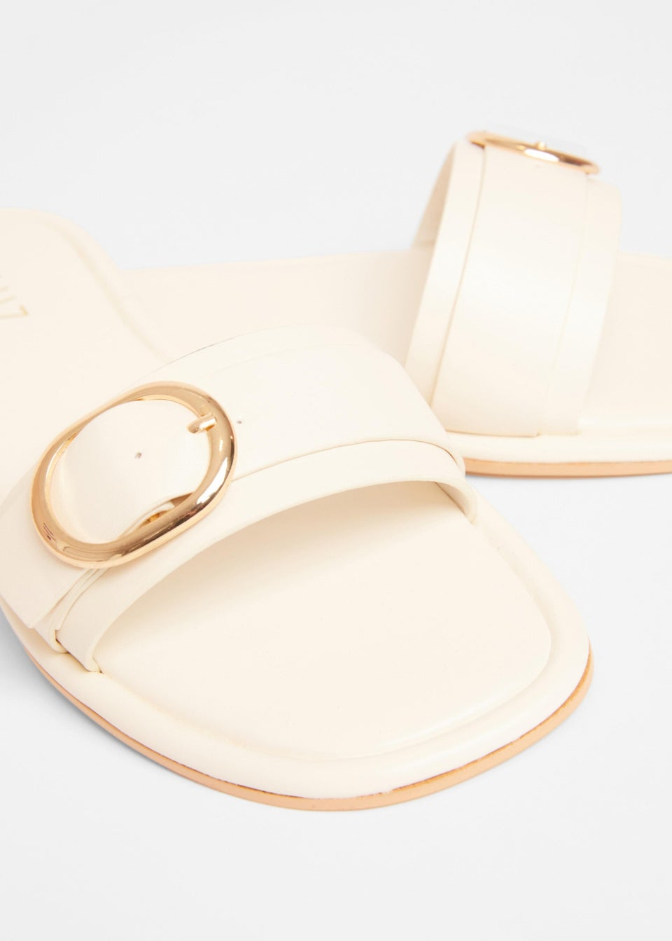 Quiz Cream Double Buckle Flat Sandals