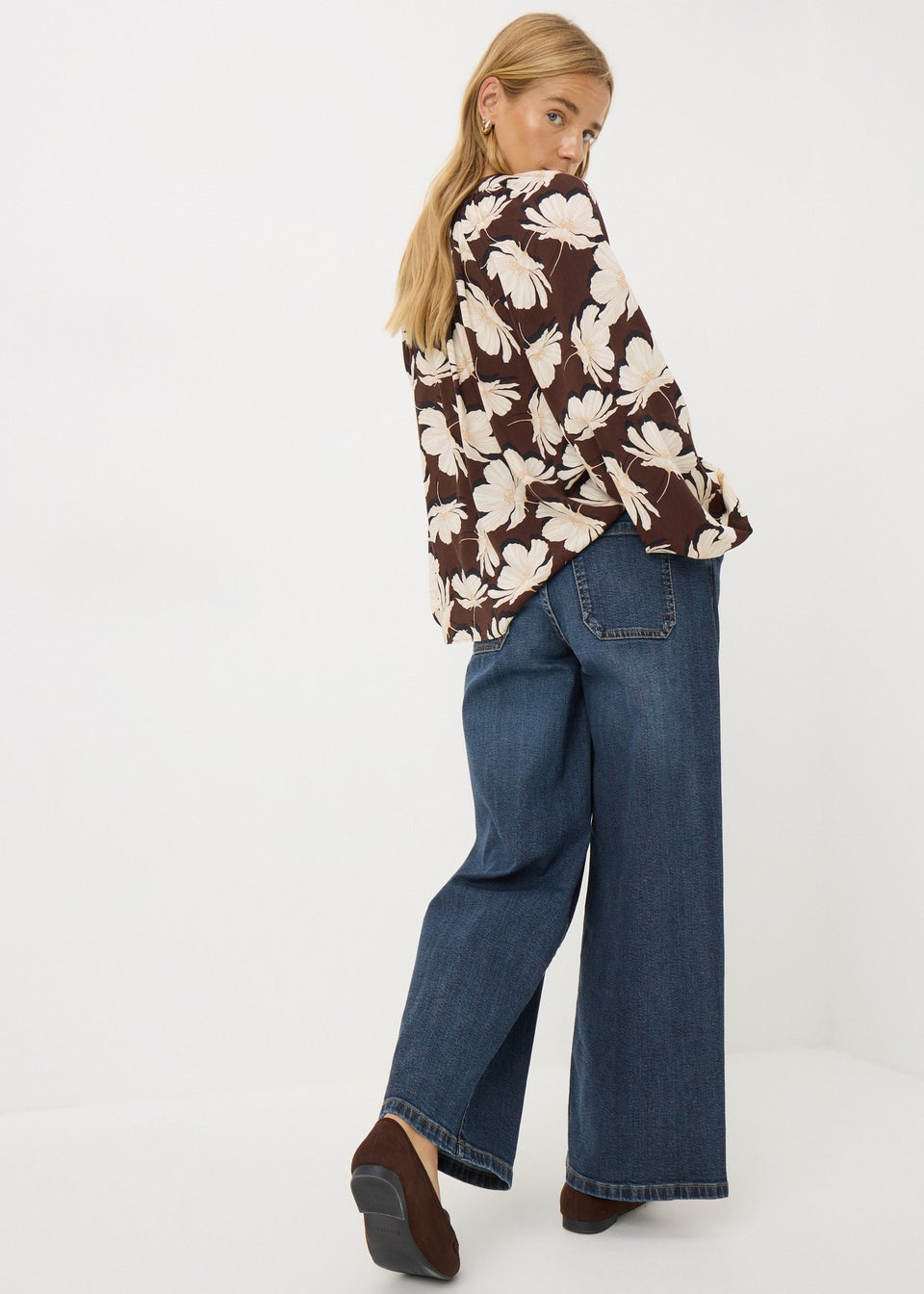 Darkwash Stretch Wide Leg Jeans