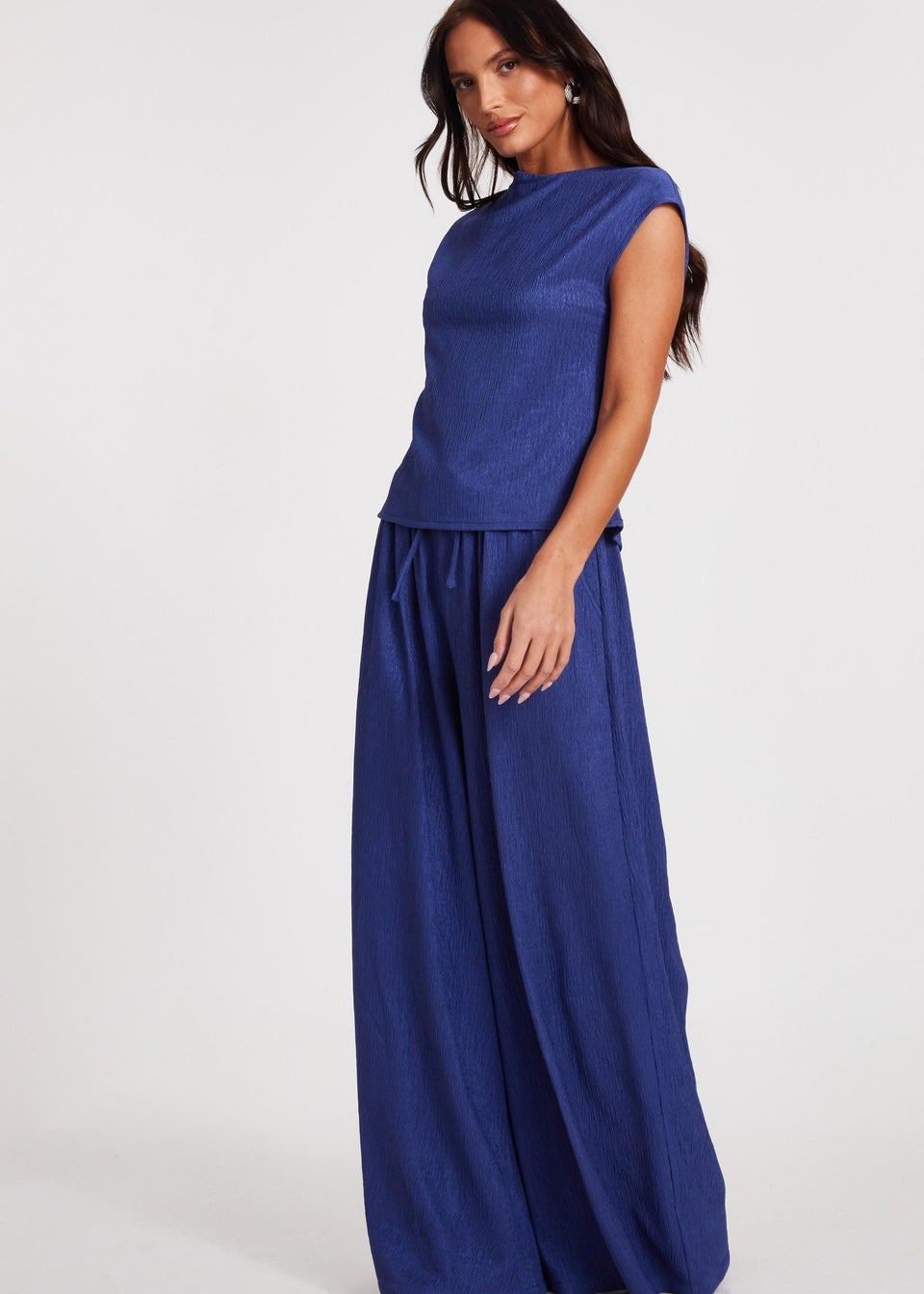 Quiz Indigo Crinkle Satin Cowl Back Top