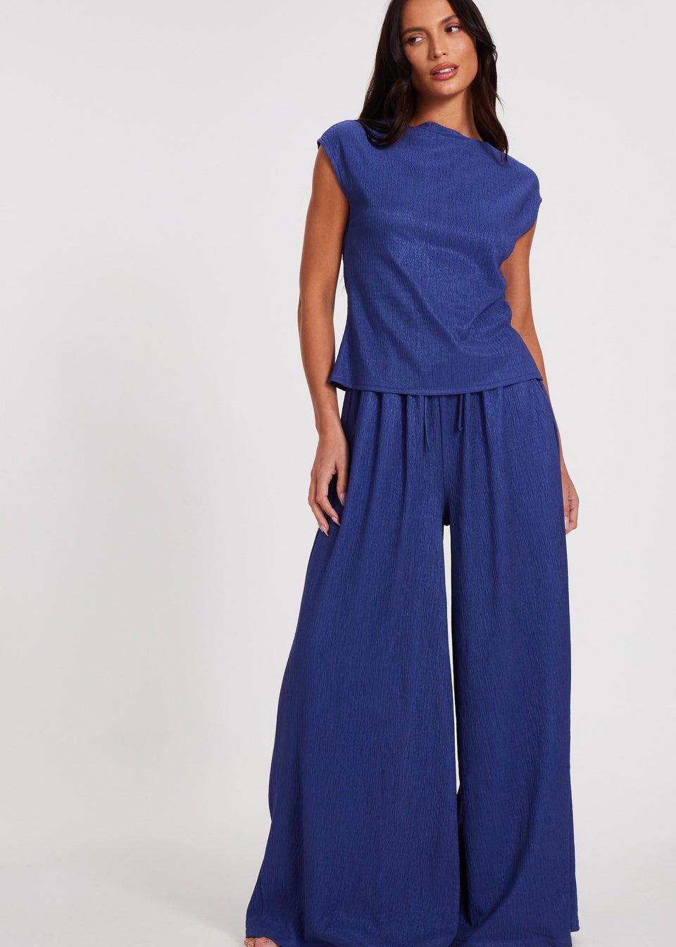 Quiz Indigo Crinkle Satin Cowl Back Top