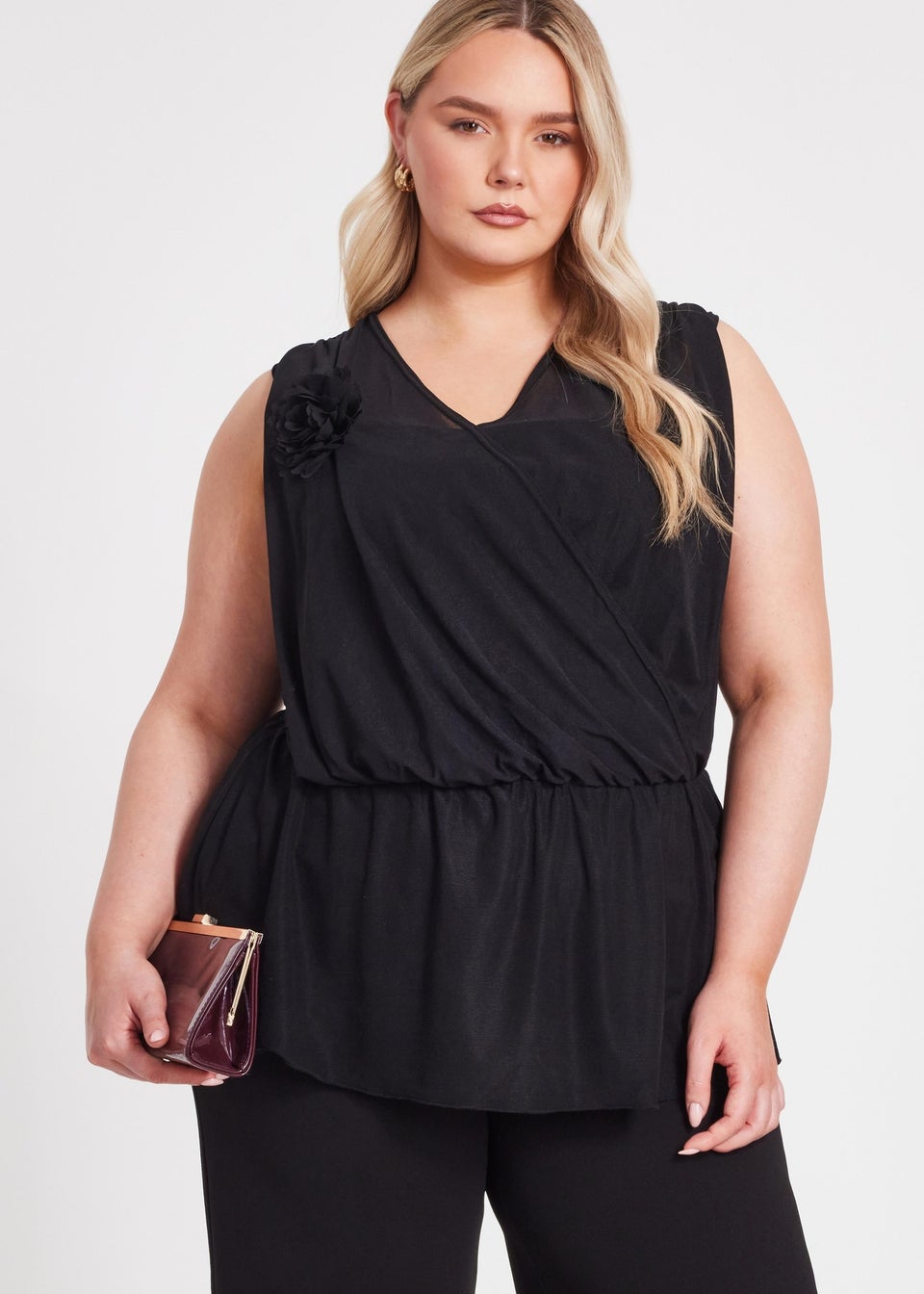Quiz Black Curve Peplum Top