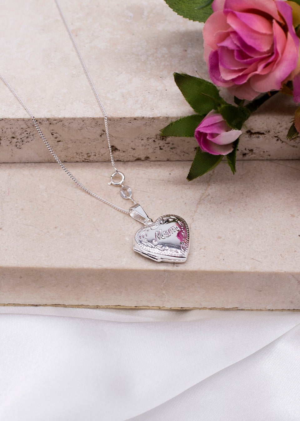 Golden Moments Sterling Silver 'Mum' Heart Locket