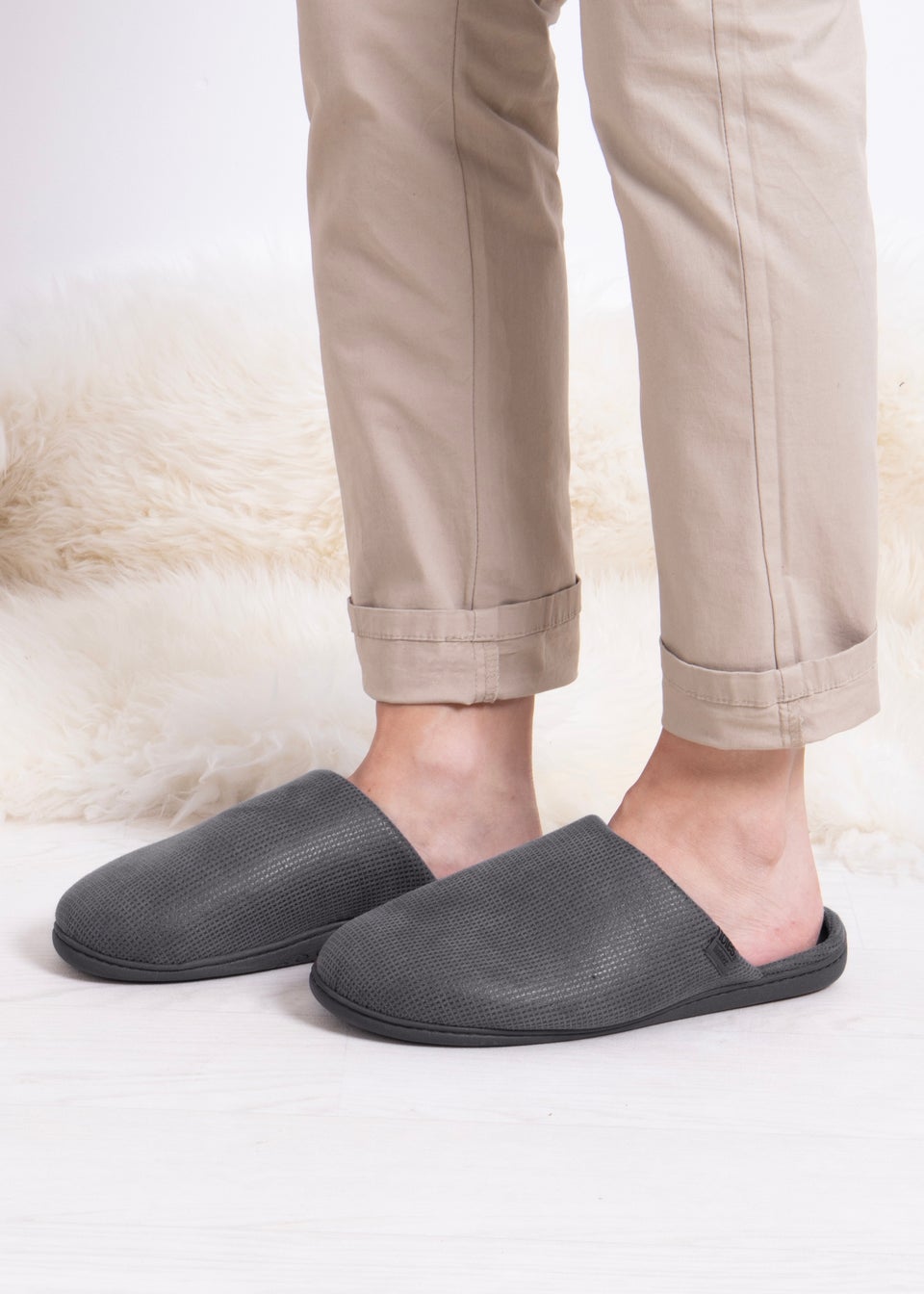 Totes Isotoner Grey Square Patterned Smart Mule Slipper