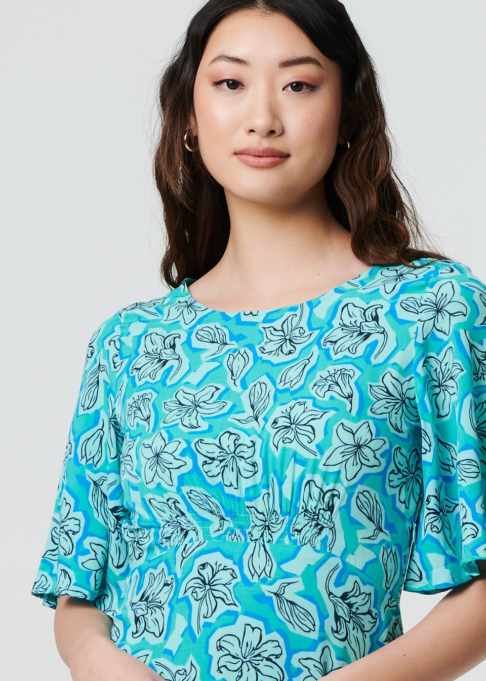 Izabel London Green Floral Flare Sleeve Midi Dress