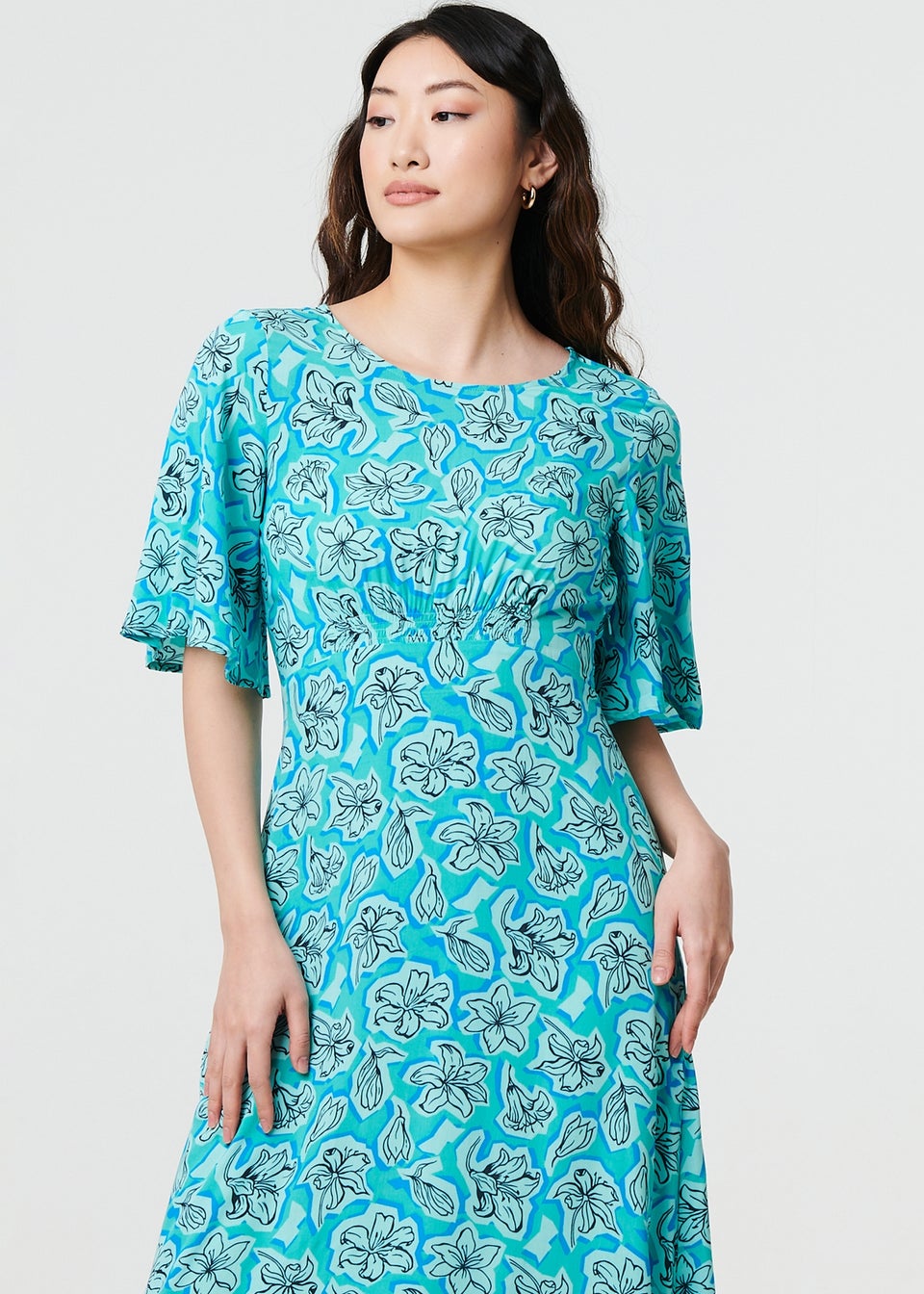 Izabel London Green Floral Flare Sleeve Midi Dress